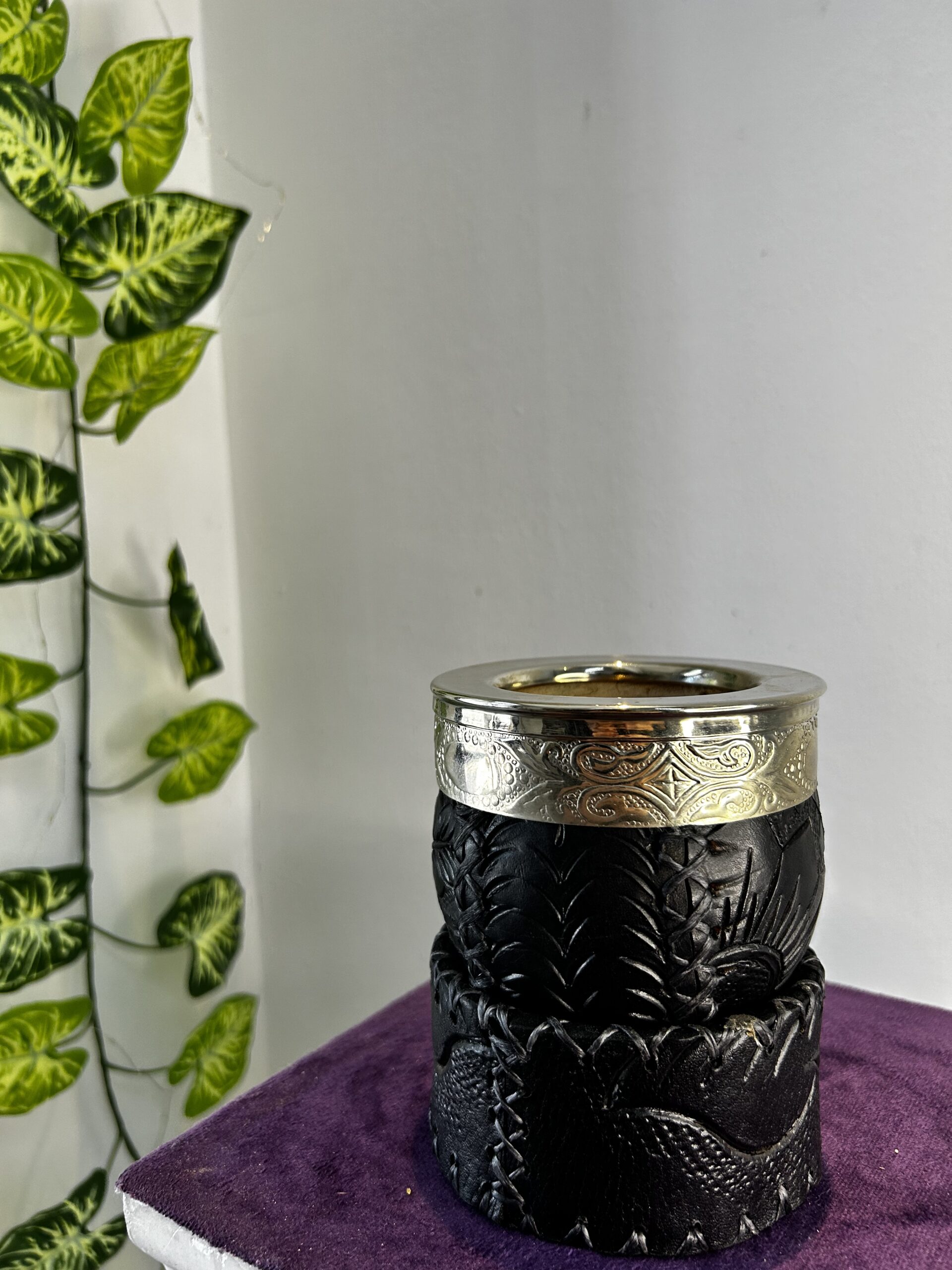 Imperial cuero repujado criollo - Image 3