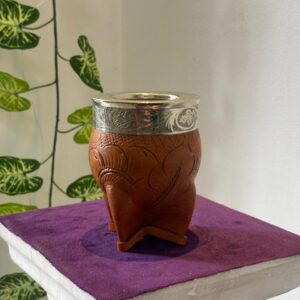 Imperial cuero repujado